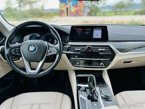 BMW 530D195W G30 2017 - 11