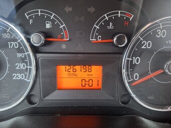 Fiat Grande Punto 1,2  - 126 tis km - 11