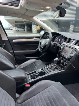 Predám VW Passat 2.0 TDi 110kw, DSG, Virtual Cockpit, ACC … - 11