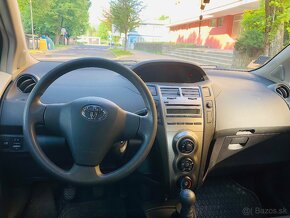 Toyota YARIS 1,0 VVT-i, 2009, 29.000 km, kúpená v SR - 11