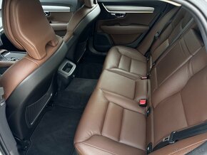 Volvo V90 T4 2.0L Momentum A/T - 11