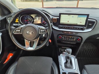 Kia XCeed 1.4 T-GDi Silver A/T - 11