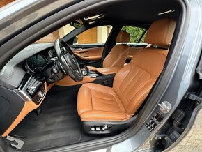 BMW 5 550i 340kw xDrive+M-Packet+Rok 2017+odpocet DPH - 11