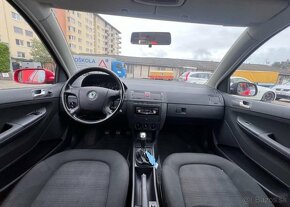 Škoda Fabia 1.2HTP 47KW,ELEGANCE,BEZ KOROZ benzín manuál - 11