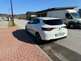 Renault Mégane Energy TCe 130 Bose - 11