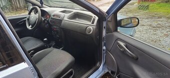 Fiat Punto 1,2 Active - 11