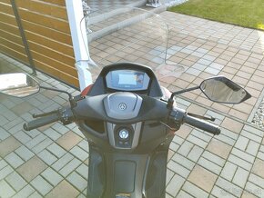 Yamaha N Max 125 - 11