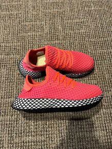 19x Dámské tenisky Adidas Deerupt - 11