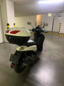 Piaggio Beverly 300 ie Sport - 11