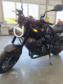 Predám Hondu CB1000R Black Edition - 11