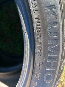 275/35 r19 zimne pneumatiky - 11