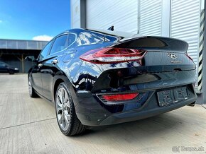 HYUNDAI I30 FASTBACK - PREDAJ AJ NA SPLÁTKY - 11