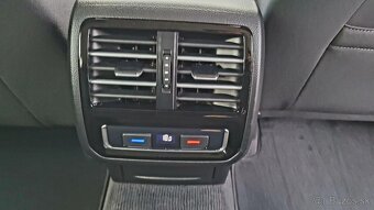 Volkswagen Passat Variant 2.0 TDI BMT Comfortline DSG - 11