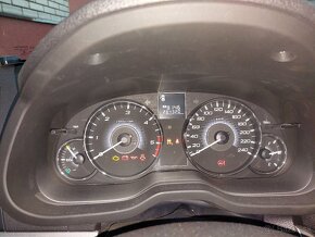 Subaru Outback 2,0D MT - 11