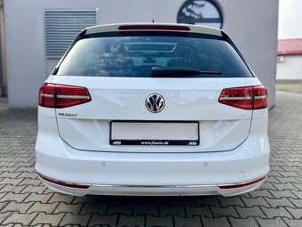 VOLKSWAGEN PASSAT HIGHLINE 2.0 TDI VARIANT - 11