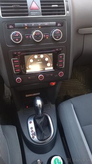 VOLKSWAGEN TOURAN 2.0 TDI LIFE AUTOMAT - 11