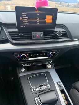 Audi Q5 2.0 TDi - 11