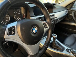 BMW E91 320xd - 11