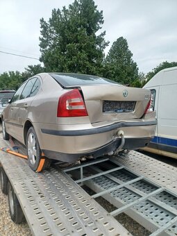 Rozpredám Škoda Octavia II combi 1.9Tdi 77kw BXE - 11