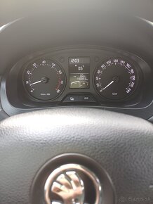 Škoda Rapid 1.2 TSI 2014 len 140 000km Garážované - 11