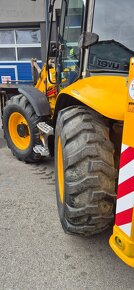 JCB 4CX - 11