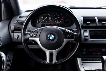 BMW X5 4.4i V8 E53 - 11