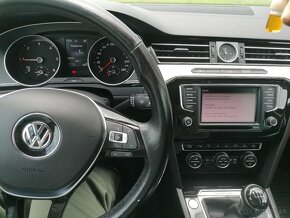 Volkswagen Passat b8 highline 4X4 110 kw - 11