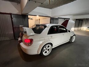 Subaru Impreza STI ESX - 11