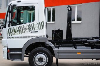 MERCEDES ATEGO 1318 HÁKOVÝ NOSIČ KONTAJNEROV / EU4 - 11