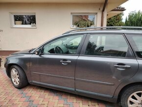 Volvo v50 2.0 D Momentum - 11