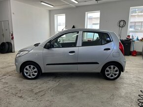 Hyundai i10 1.1i 1.MAJITEL naj.: 57tis.km 4 x EL.OKNA - 11