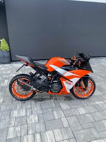 KTM RC 125 - 11