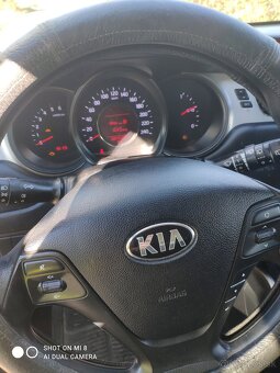 KIA ceed combi - 11