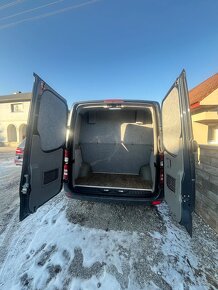 Mercedes Benz Sprinter - 11