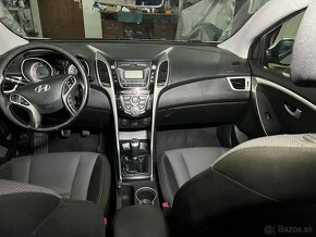 Hyundai i30 cw - 11