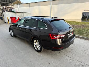 Škoda Superb III combi 2.0TDI 110kw CANTON - 11