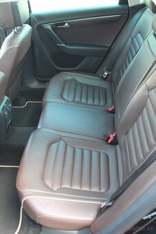 Volkswagen Passat Variant 2.0 TDI BMT 170k DSG - 11