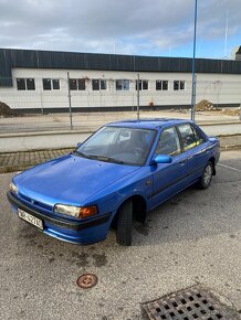 Mazda 323 1.6 GLX rv. 1993 - 11