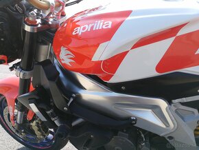 Aprilia tuono 1000 R - 11