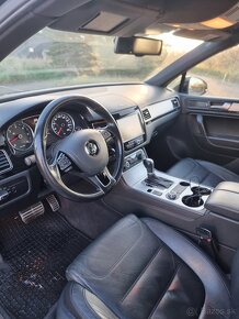 Predam volkswagen TOUAREG 2 3.0tdi 176kw CASA 1.majitel SK - 11