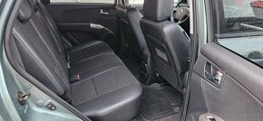 Kia Sportage 4X4 2.0 benzín - 11