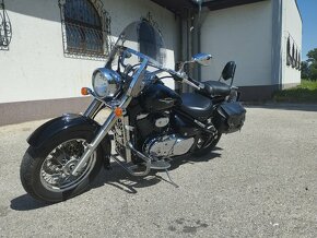 Suzuki Intruder C800 - 11