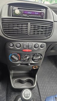 Fiat punto 2010 - 11