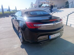 Opel Cascada 2. 0 CDTI 170k Cabrio 2017 - 11