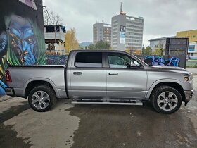 Dodge RAM Laramie 5.7L V8 295kw HEMI 4WD A/T - 11