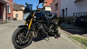 Yamaha FZ8 - 11