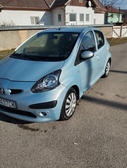 Toyota aygo 1.4 HDI - 11