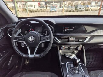 Alfa Romeo Stelvio 2.2 JTDM 190k Btech AWD A/T - 11