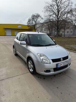 Predam Suzuki swift 1.5 benzín - 11