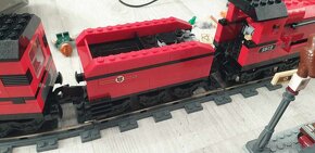 LEGO 10132 9V VLAK Motorized Hogwarts Express - 11